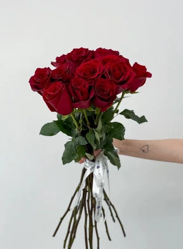 Букет: «Королевский рубин Эквадора» от интернет-магазина цветов в 