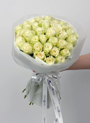 Букет: &laquo;Белая Кения 41&raquo; от интернет-магазина цветов в 