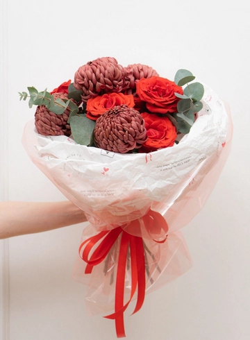 Букет: «Подарок от сердца» от интернет-магазина цветов в 